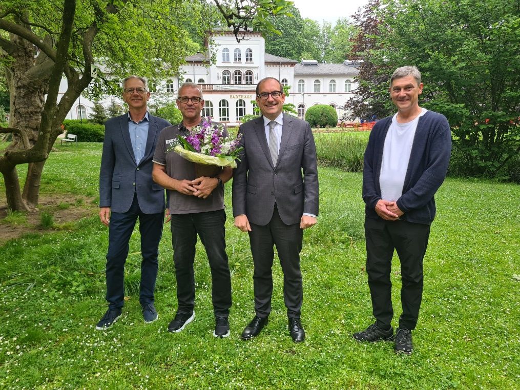 Spatenstich für neuen fünfgruppigen Kindergarten in Leutkirch Spatenstich für Kindergarten „Löwenzahn“ in Leutkirch | Symbolbild